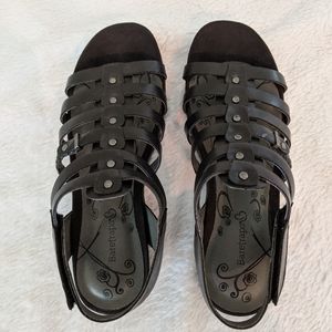 BareTraps Royce Sandals
